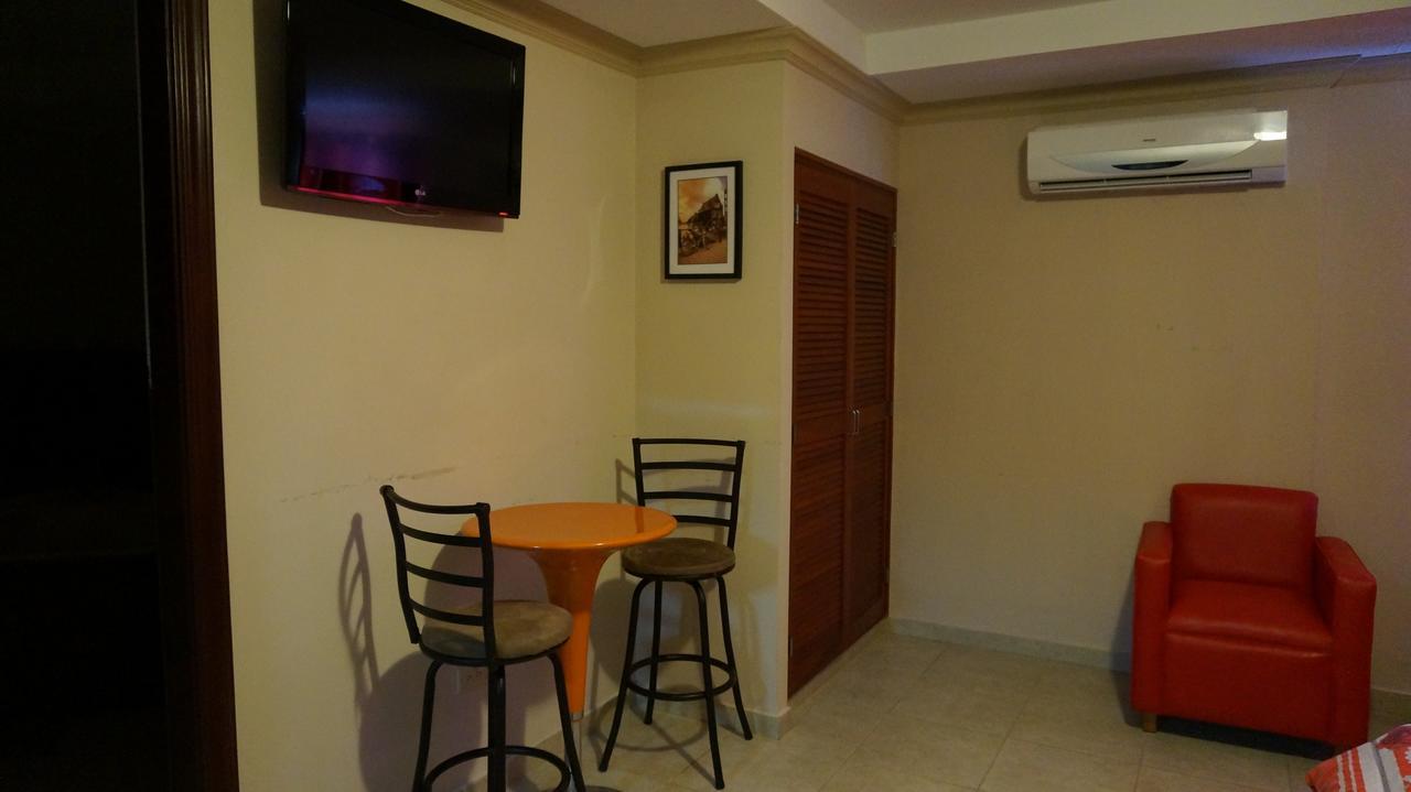 Residencial El Amanecer Hotell Panama City Exteriör bild